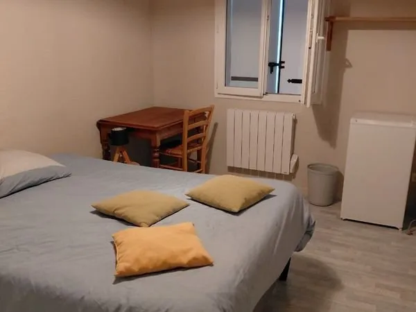Chambre étudiant où contrat de travail de cours cejour où formation