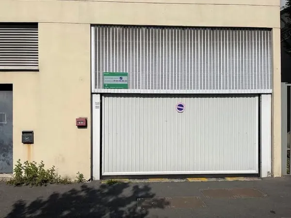 Parking 12 m²
