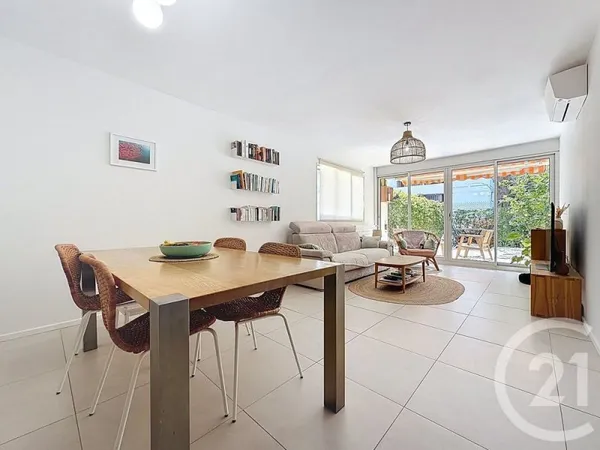 Appartement 4 pièces 82 m²
