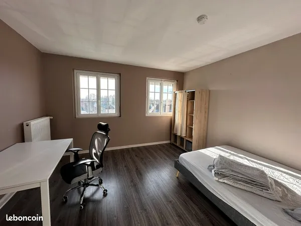 Chambre 15m² proche UTT et YSCHOOL