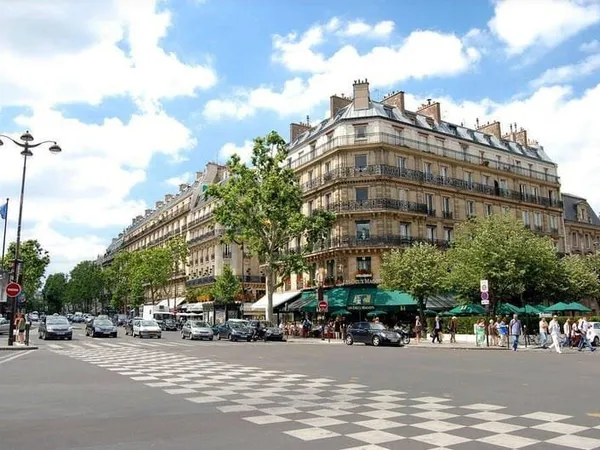 Boutique 140 m²