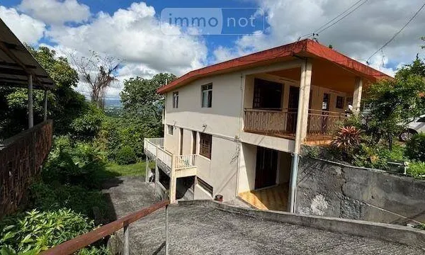 Local commercial 4 pièces 343 m²