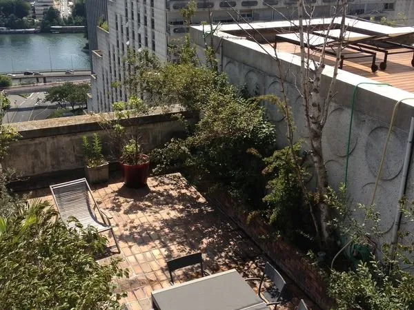 Duplex 140 m² - 88 m² terrasses - Vue Paris - La Défense