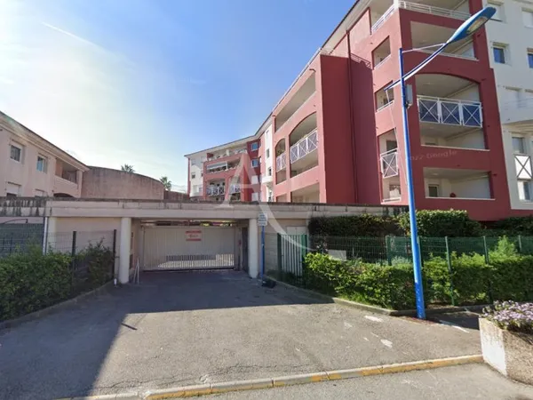 Stationnement Location Mandelieu-la-Napoule   110€