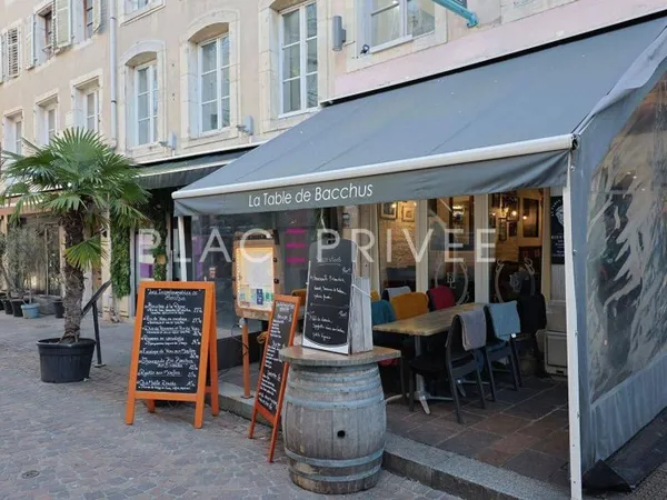 Fonds de commerce 228 m²