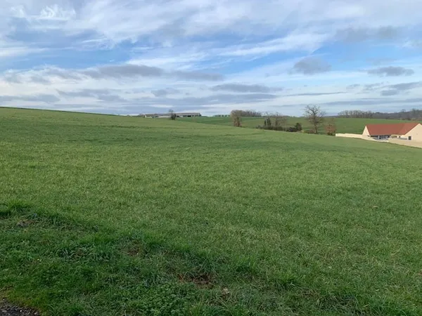 Terrain 12944 m²