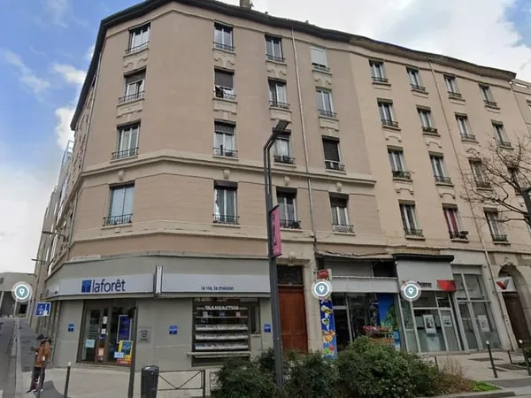 Local commercial 68 m²