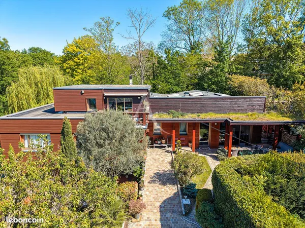 Propriété 9 pièces 310 m²