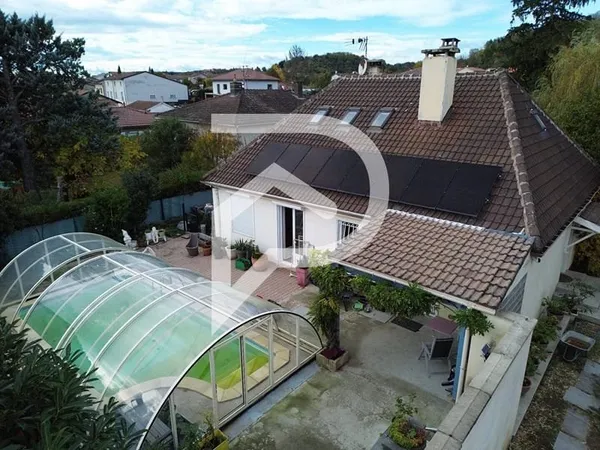 Maison de plain-pied 6 pièces 147 m²