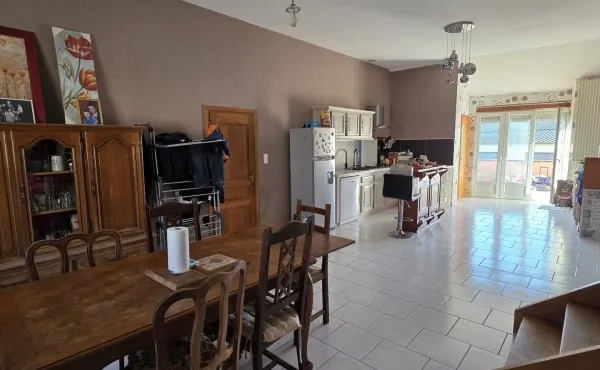 Appartement 6 pièces 214 m²