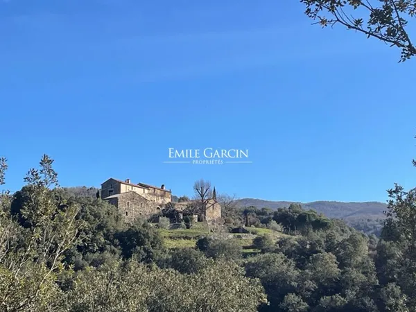 A vendre- Hameau à Saint-Martial avec piscine