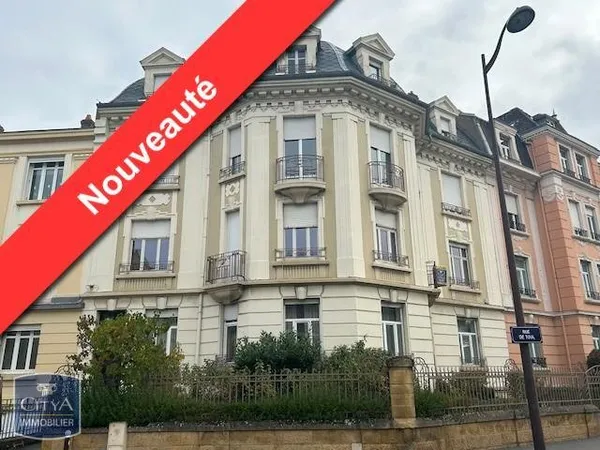 Bâtiment 441 m²