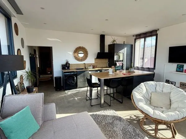 Appartement neuf / loft récent