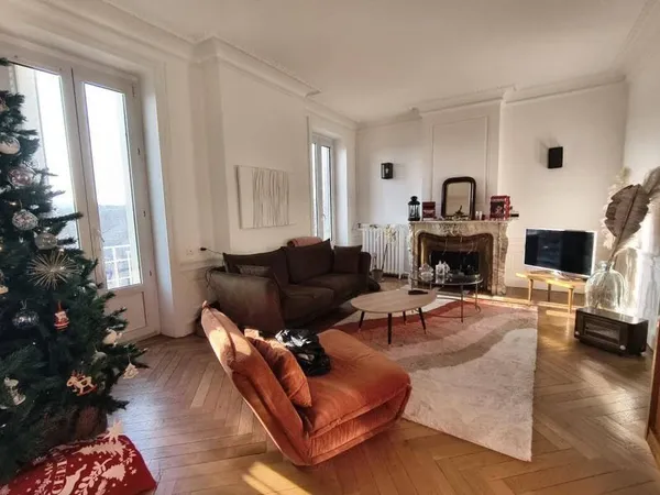Duplex 5 pièces 175 m²