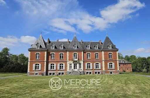 Château 29 pièces 970 m²