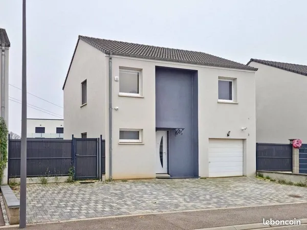 Terville - Maison récente 102 m² avec garage et stationnements
