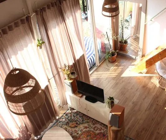 Appartement 37 m² refait à neuf, dernier étage avec balcon, vue dégagée et parking. Toulouse 31400