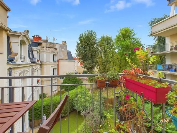 appartement 4 pièces 94,50 m² Nanterre (92000)