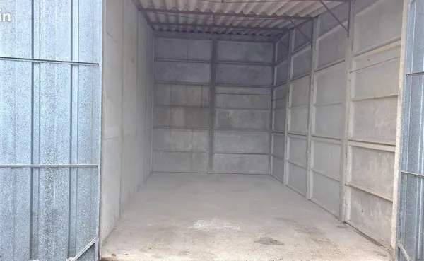 Garage fermé individuel