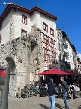 Dernières places en coworking au coeur de Bayonne