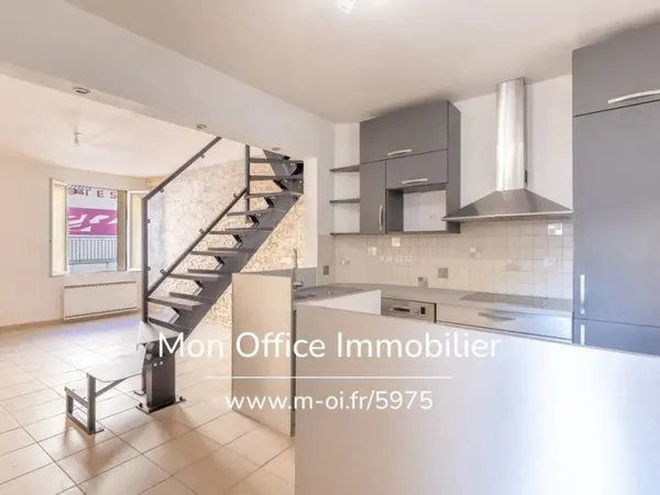 Référence : 5975-BMA - Appartement Duplex 3 pièces au coeur du village