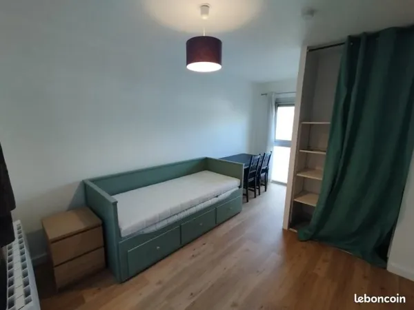 Studio 1 pièce 17 m²