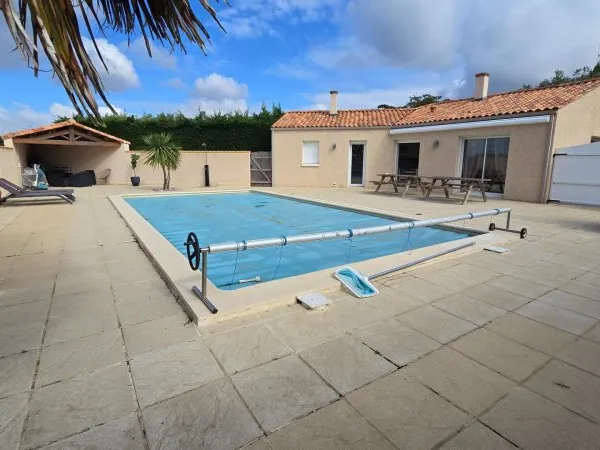 Belle propriété avec maison de plain-pied de 144m²