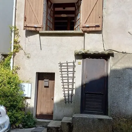 Maison village traversante 84m2
