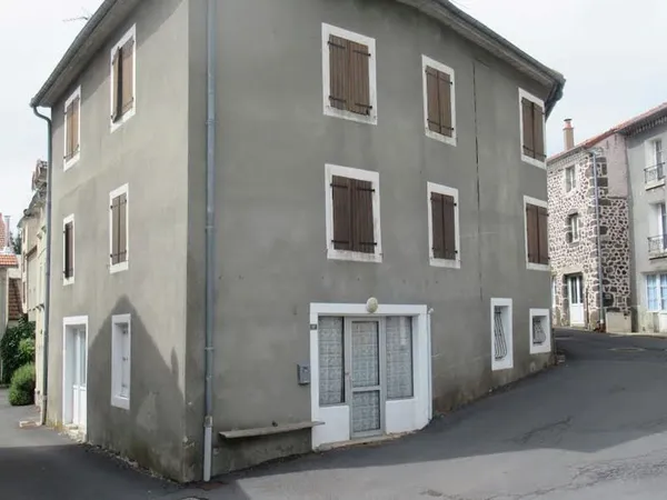 Maison 14 pièces 300 m²