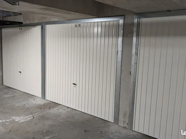 Garage fermé Villeurbanne - Château Gaillard