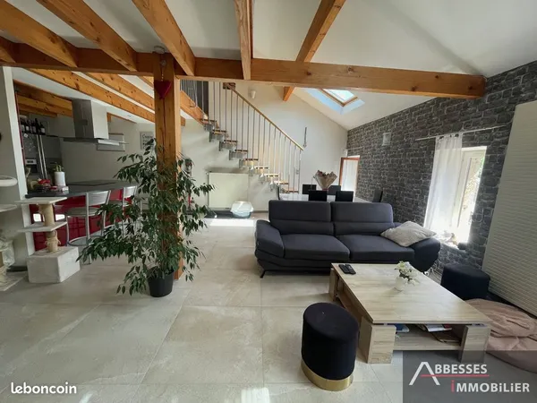 Duplex 4 pièces 100 m²