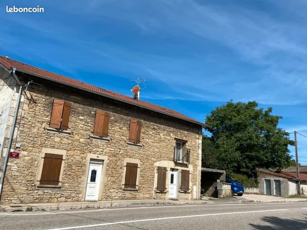 T3 en rez-de-chaussée - Entre Lyon et Genève, au calme