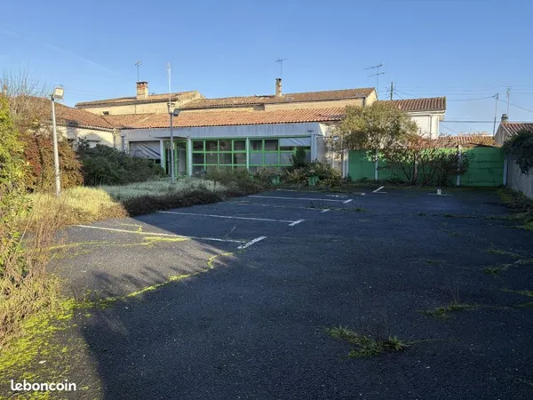 Local 98 m² Langon