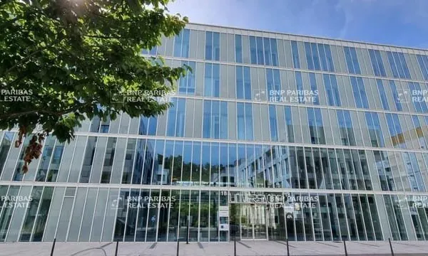 Bureaux 827 m²