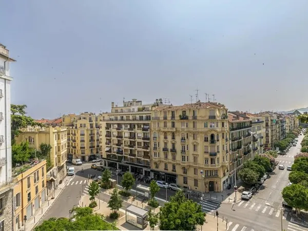 Appartement 2 pièces - Nice centre - Proche Iconic et Gare
