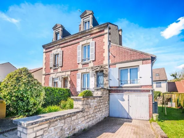 Maison familiale proche des comodités