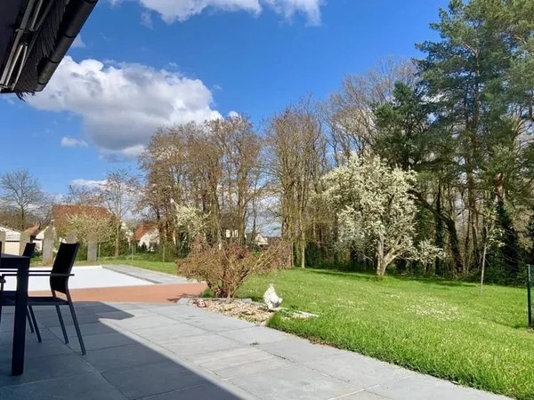 Maison 6 pièces 220 m²