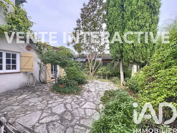 Maison 7 pièces 200 m²