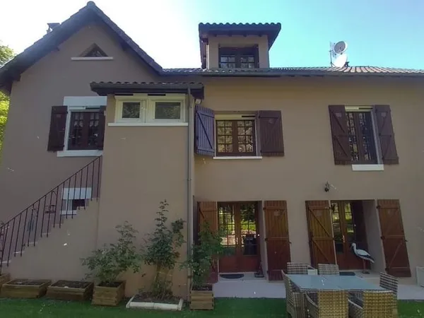 Maison 5 pièces 165 m²