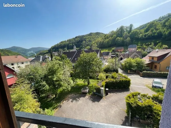 Spécial investisseurs - Charmant appartement dans une maison