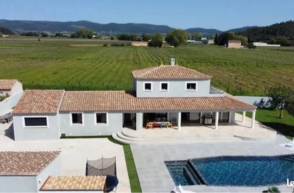 Villa au coeur des vignes