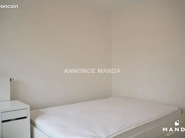 Chambre 5 pièces 9 m²