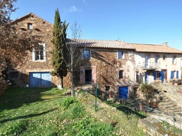 Maison 12 pièces 300 m²