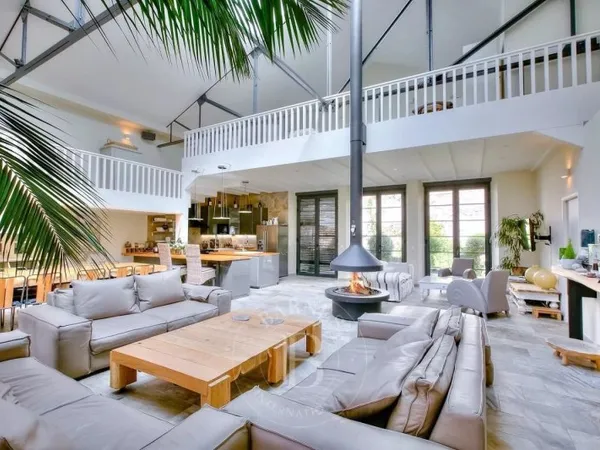 CANNES MONTFLEURY - VILLA STYLE LOFT - 4 CHAMBRES