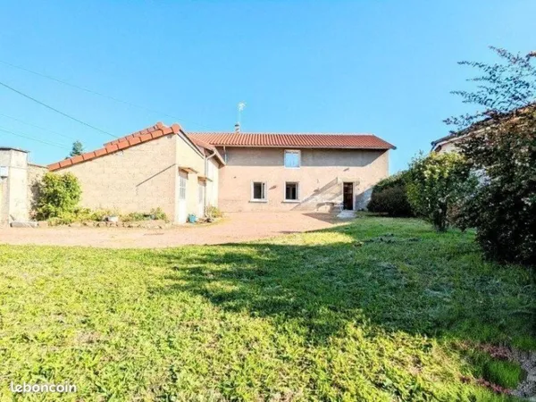 Maison individuelle à rénover 96m2 habitables (possibilité de doubler) - Terrain 1040 m² - Toiture n