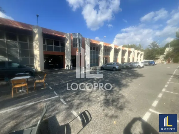 A LOUER - LOCAL COMMERCIAL - 1560 M2 - VALBONNE SOPHIA ANTIPOLIS
