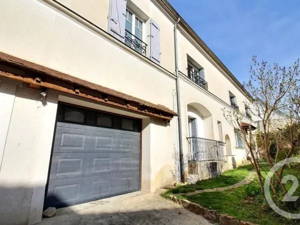 Maison 8 pièces 219 m²