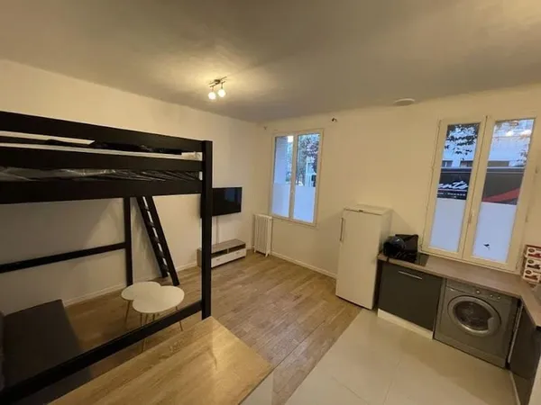 Studio 1 pièce 25 m²