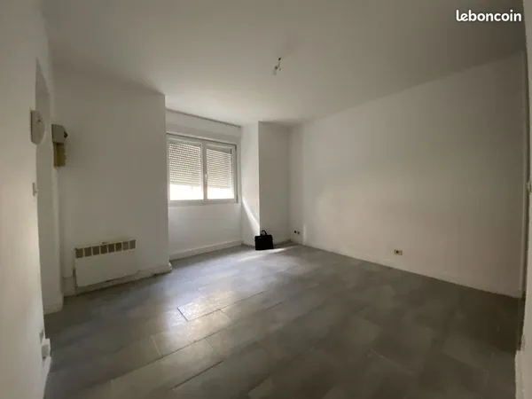 Studio 1 pièce 22 m²
