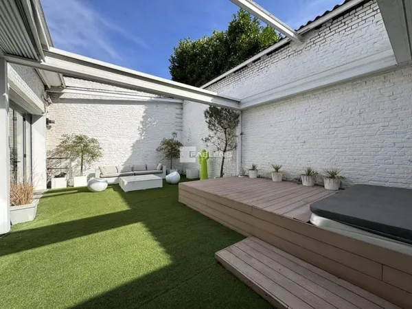 Appartement 6 pièces 281 m²